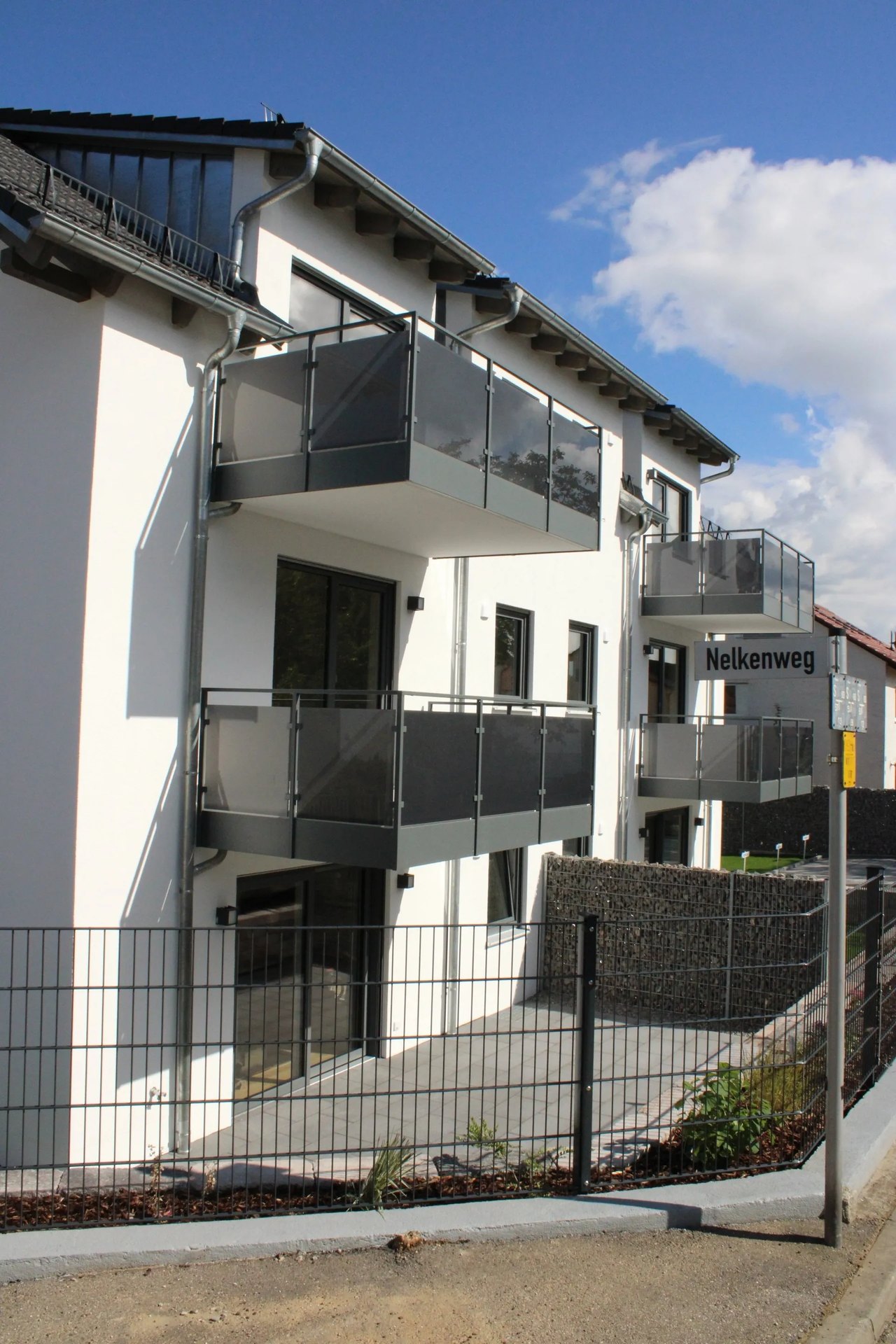Mehrfamilienhaus in Wenzenbach — Ansicht 2